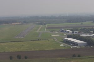 Mehr über den Artikel erfahren Flugplatz Schwarze Heide